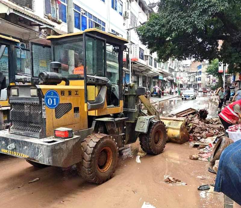 風雨礪初心，危難顯擔當——龍興壩項目部積極參與地方防洪搶險